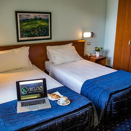 Hotel Glis 산마우로토리네세 외부 사진