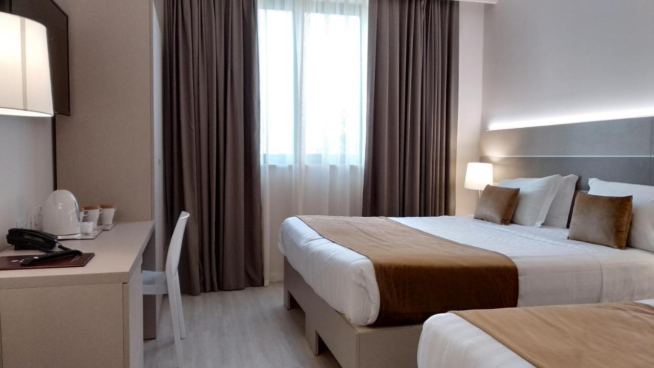 Hotel Glis 산마우로토리네세 외부 사진