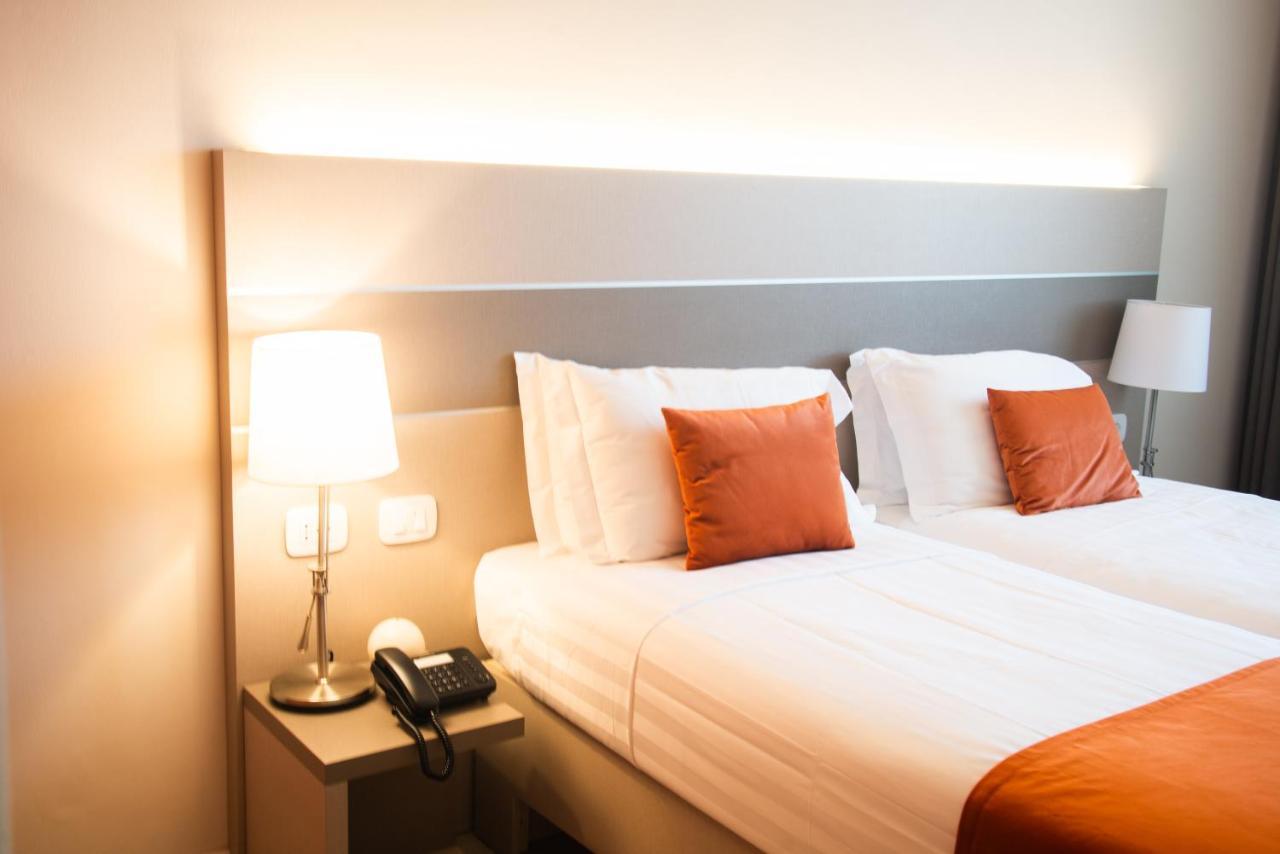 Hotel Glis 산마우로토리네세 외부 사진