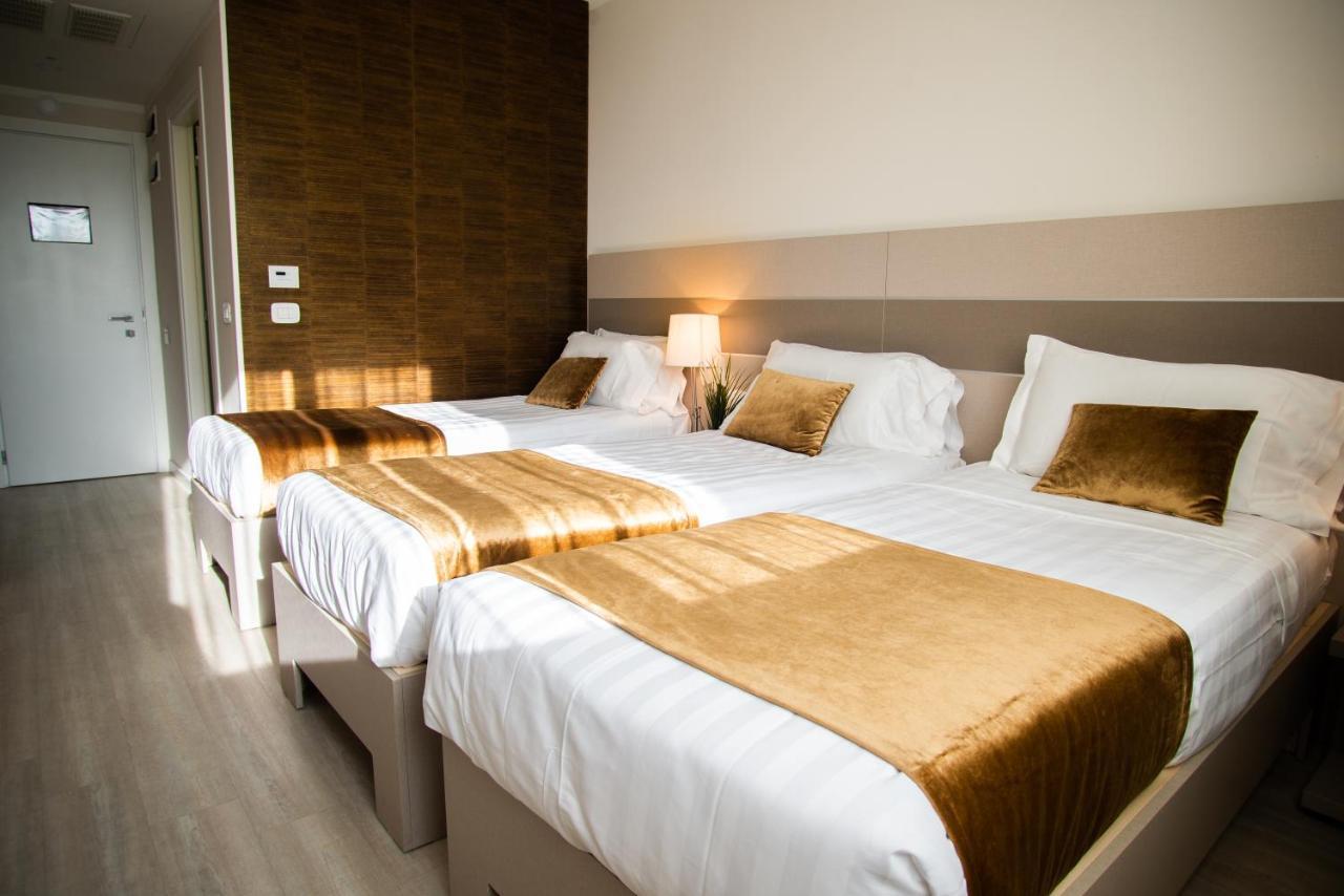 Hotel Glis 산마우로토리네세 외부 사진