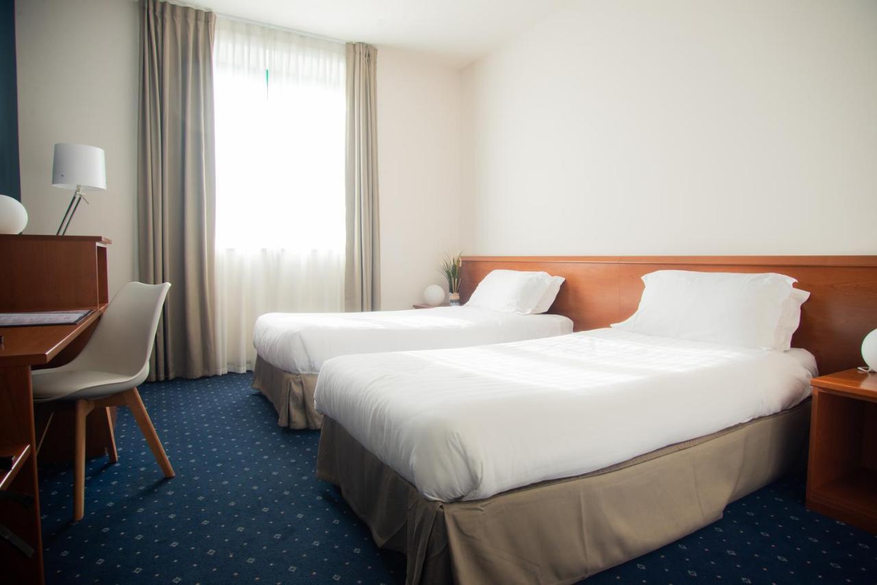 Hotel Glis 산마우로토리네세 외부 사진